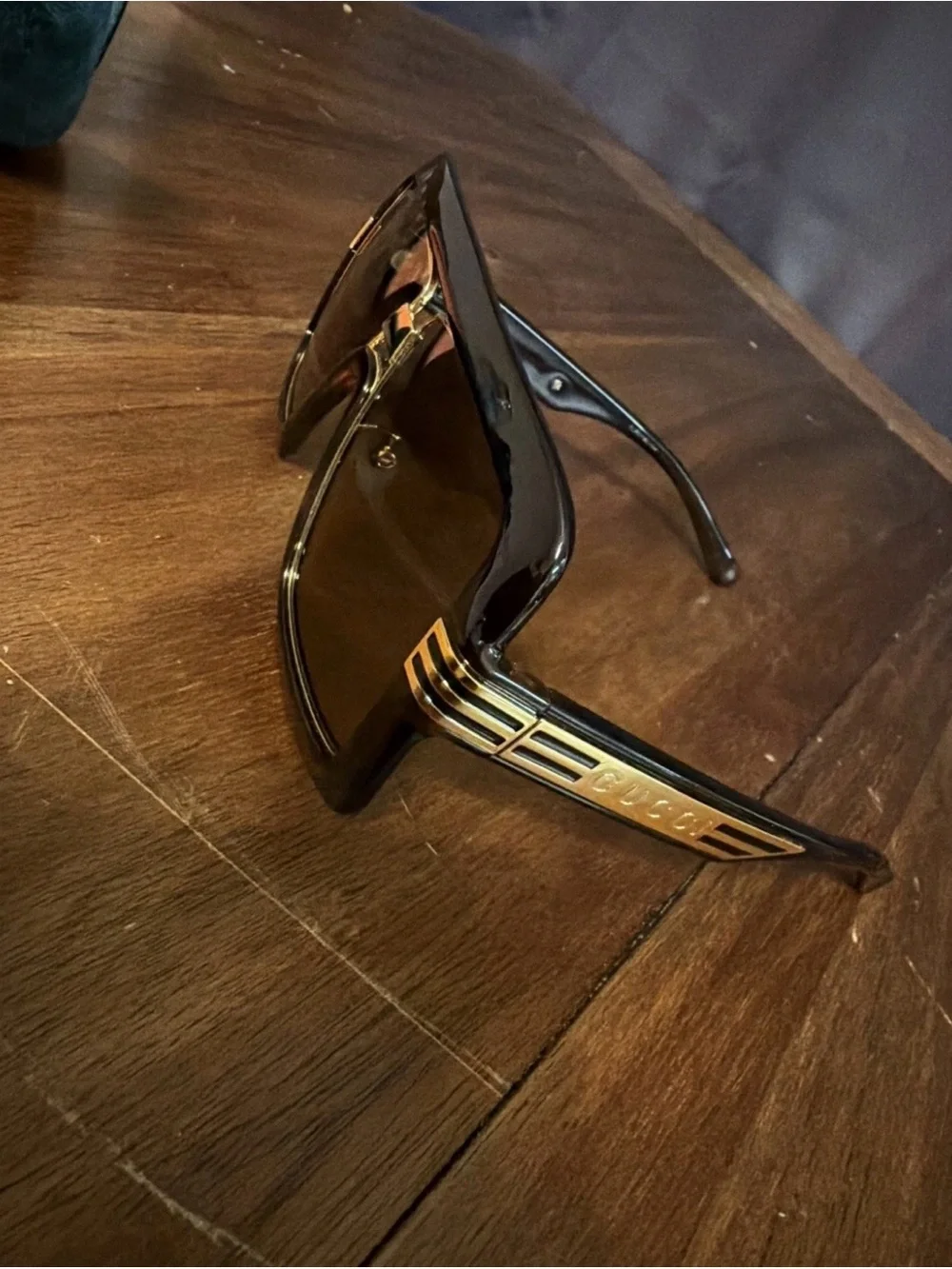 Gucci aviator sunglasses
